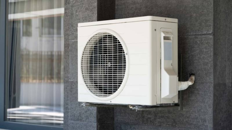 Installation d'une pompe à chaleur à Renens dans le canton de Vaud