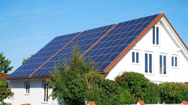 Panneaux solaires à Gland dans le canton de Vaud